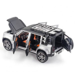 1:24 Alloy Pull-back Car Model Ornaments Simulation Off-road Vehicle With Sound Light For Kids Gifts silver  |   RC Cars RC Cars RC Cars